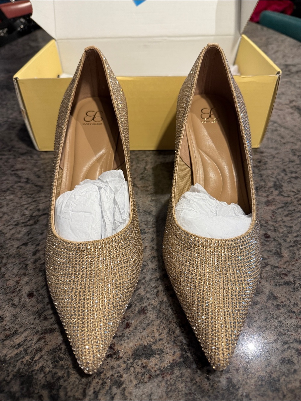 New Embellished Gold Pointed-Toe Heels